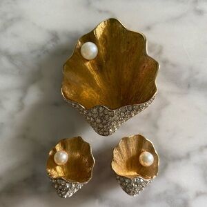Jomaz Vintage Gold Shell Rhinestone and Pearl Brooch Pin and Clip Earring Set